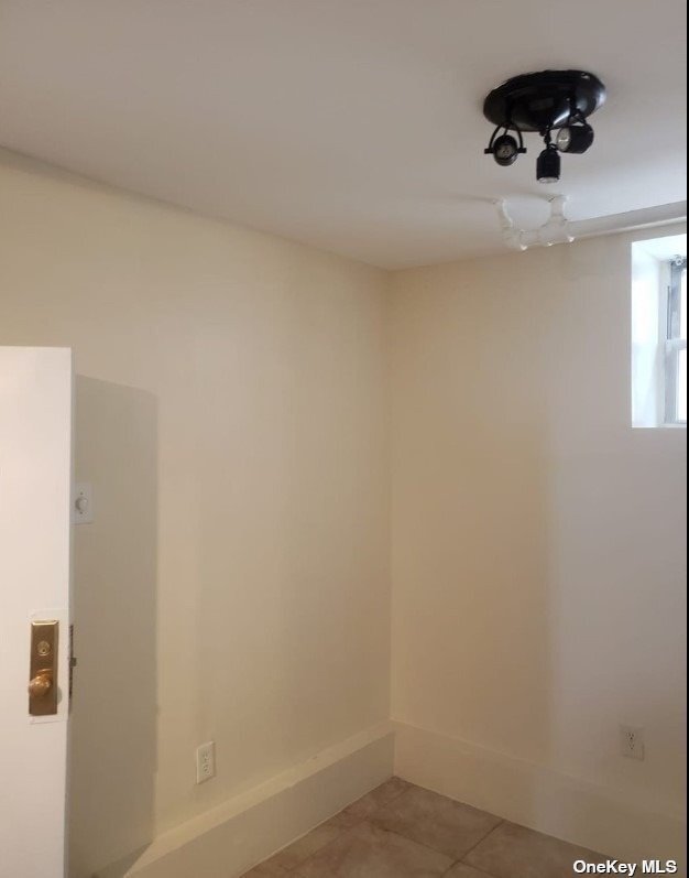 Foto del edificio - 128 Oliver Ave