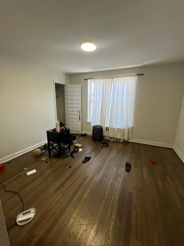 Foto del edificio - 676 Park Ave