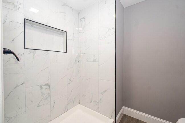 Building Photo - 3519 Kentucky Ave