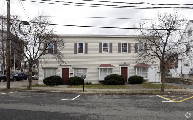 Building Photo - 8-10 King Street, LLC