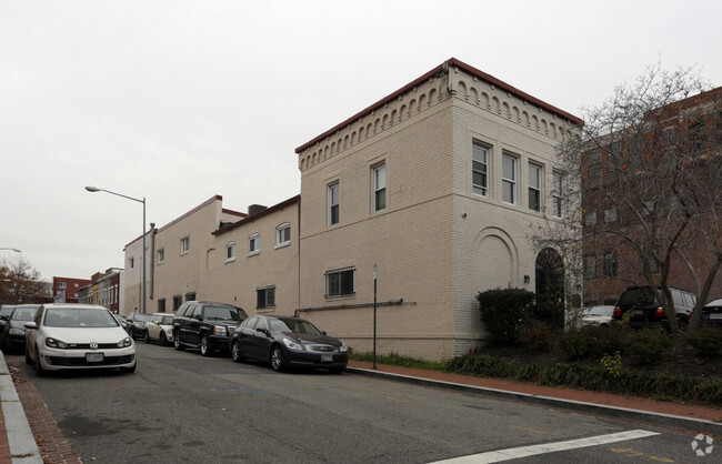 Building Photo - Pullman Place