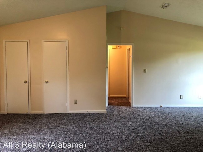 Building Photo - 3 br, 2 bath House - 3433 Herbert Drive