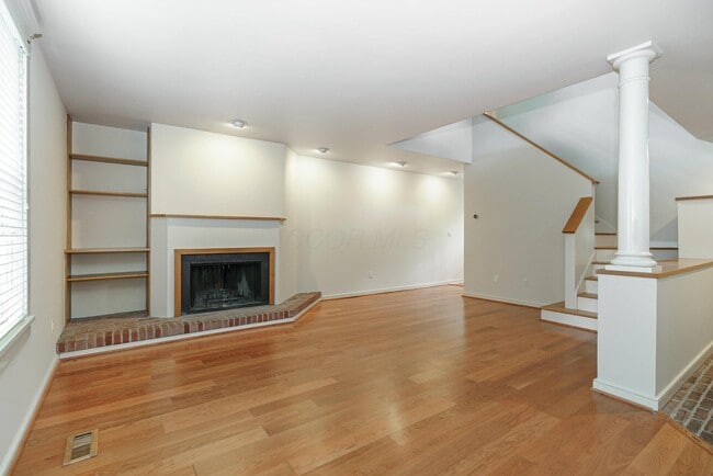 Building Photo - 88 Redbud Alley