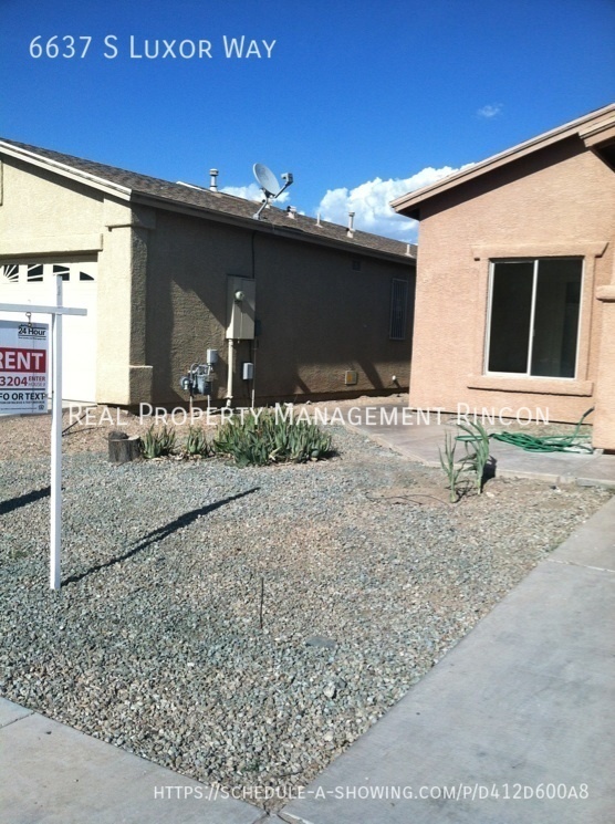 Building Photo - 6637 S Luxor Way