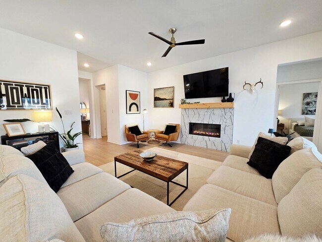 Foto del edificio - Coming Soon! Stunning 4 Bed 2 Bath on Almost an Acre in Flint!