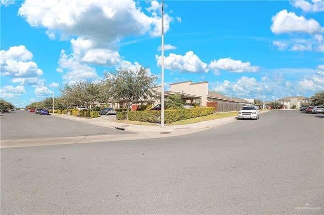 Foto del edificio - 18 Myrtle Beach Ave