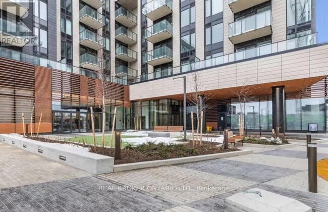 Building Photo - 3006-3006 William Cutmore Blvd