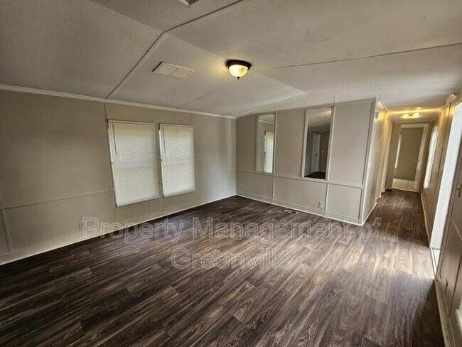 Foto del edificio - 146 Duncanwood Dr