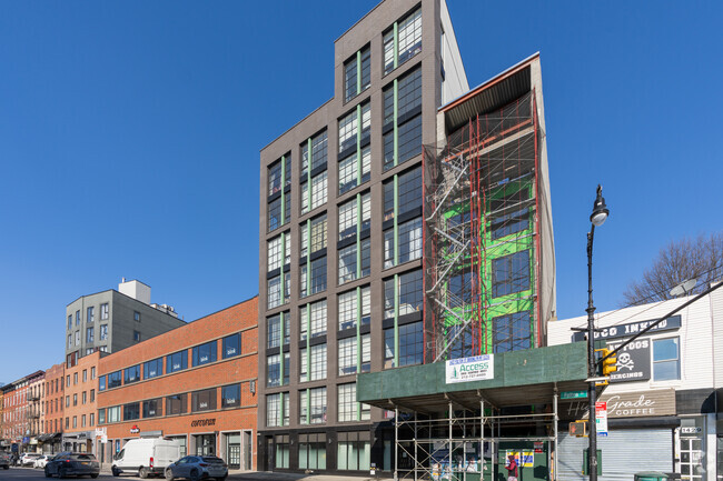 Building Photo - 1425 Fulton St