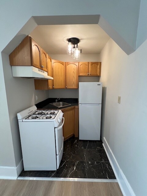 Foto del edificio - 12 Symphony Rd