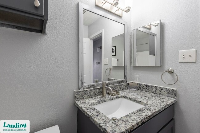 Building Photo - 1919 W Tarrant Rd