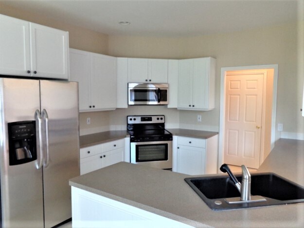 Building Photo - 5636 Waxhaw Indian Trail Road