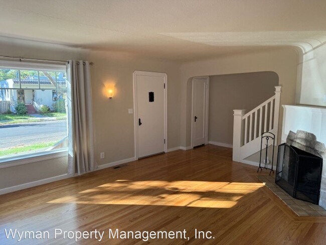 Foto del edificio - 2 br, 1.5 bath House - 1736 Sycamore Street