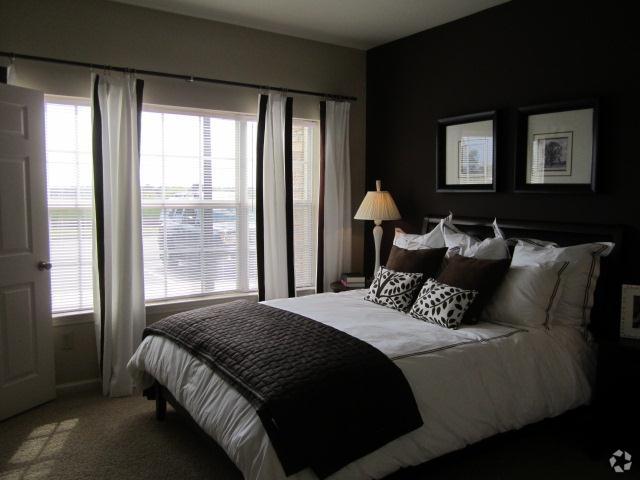 Bedroom - Highland Hills