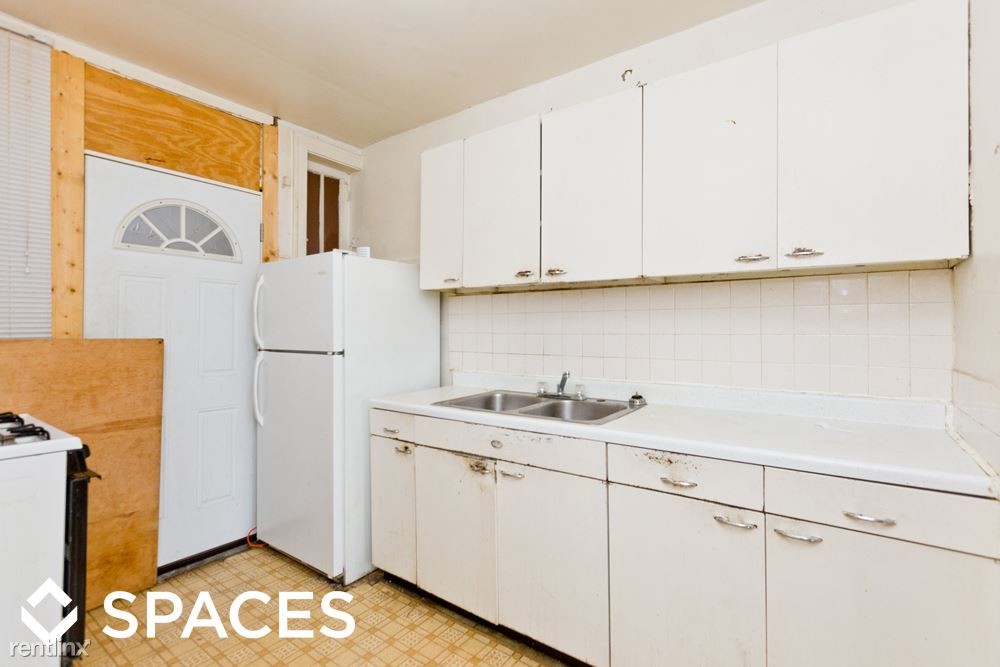 Foto principal - 5600 W Leland Ave