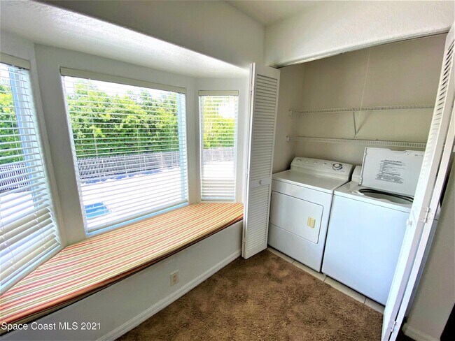 Building Photo - 539 Ocean Park Ln