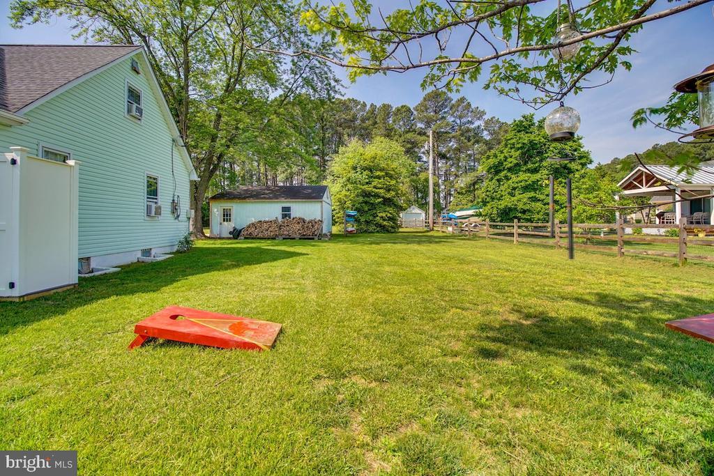 Primary Photo - 16434 Piney Point Rd