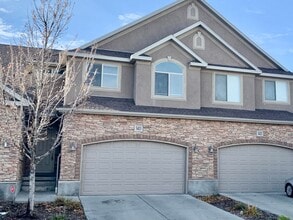 Building Photo - 3413 W Mount Cortina Way