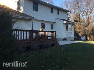 Building Photo - 121 Brookhill Rd