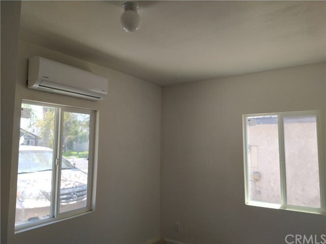 Building Photo - 2414 S Calaveras Pl