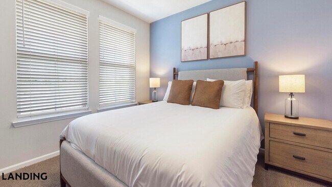 Foto del edificio - 5340 Periwinkle Hl Ave