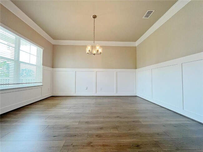 Building Photo - 5119 Aylesbury Ct