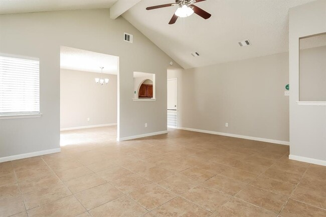 Building Photo - 7223 La Entrada Dr