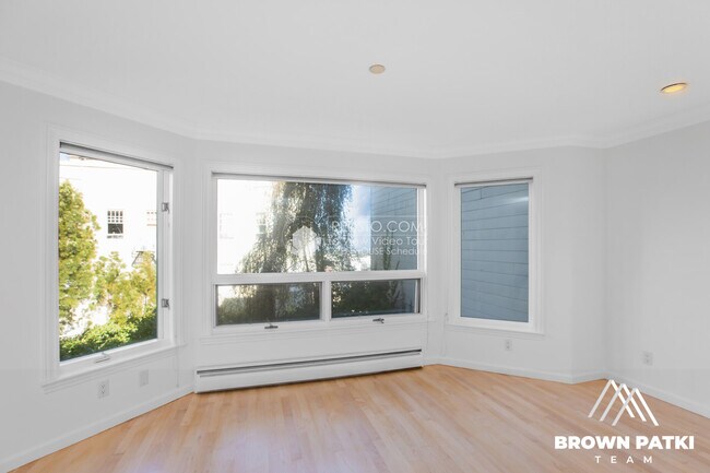 Building Photo - 2016 Pacific Ave