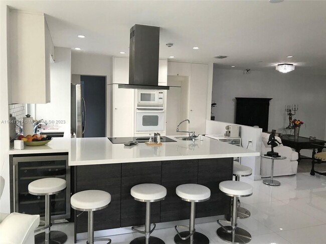 Foto del edificio - 416 Miller Rd