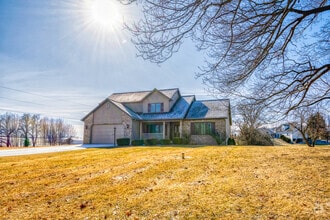 Building Photo - 2297 E Laurien Ct
