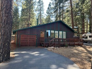 Building Photo - 14975 Donnington Ln