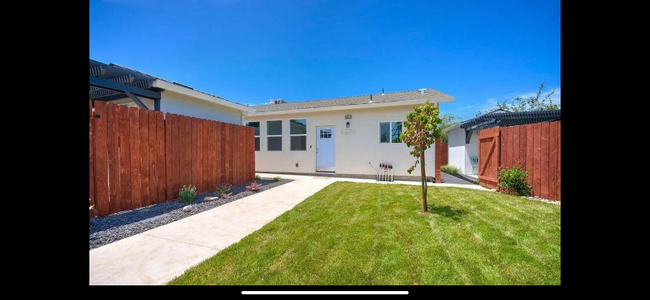 Building Photo - 209 Wainwright Ct