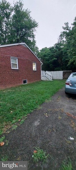 Building Photo - 4610 Lacy Ave