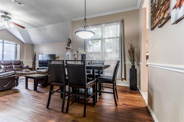 Building Photo - 6034 Maple Leaf Dr