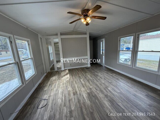 Foto del edificio - 799 Stillwater Ave