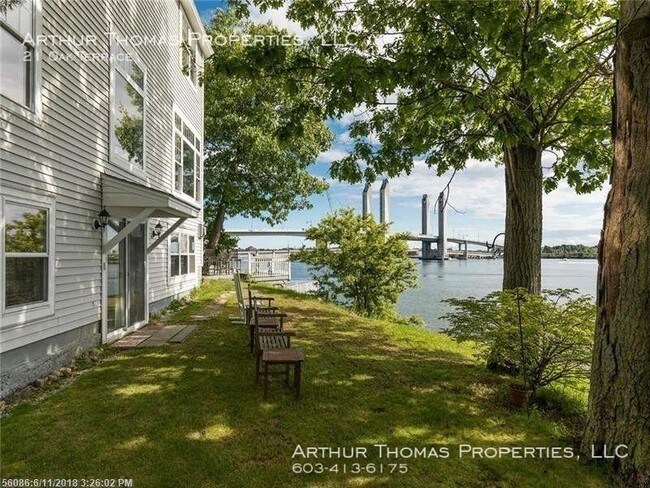 Building Photo - 3 bedroom in Kittery ME 03904