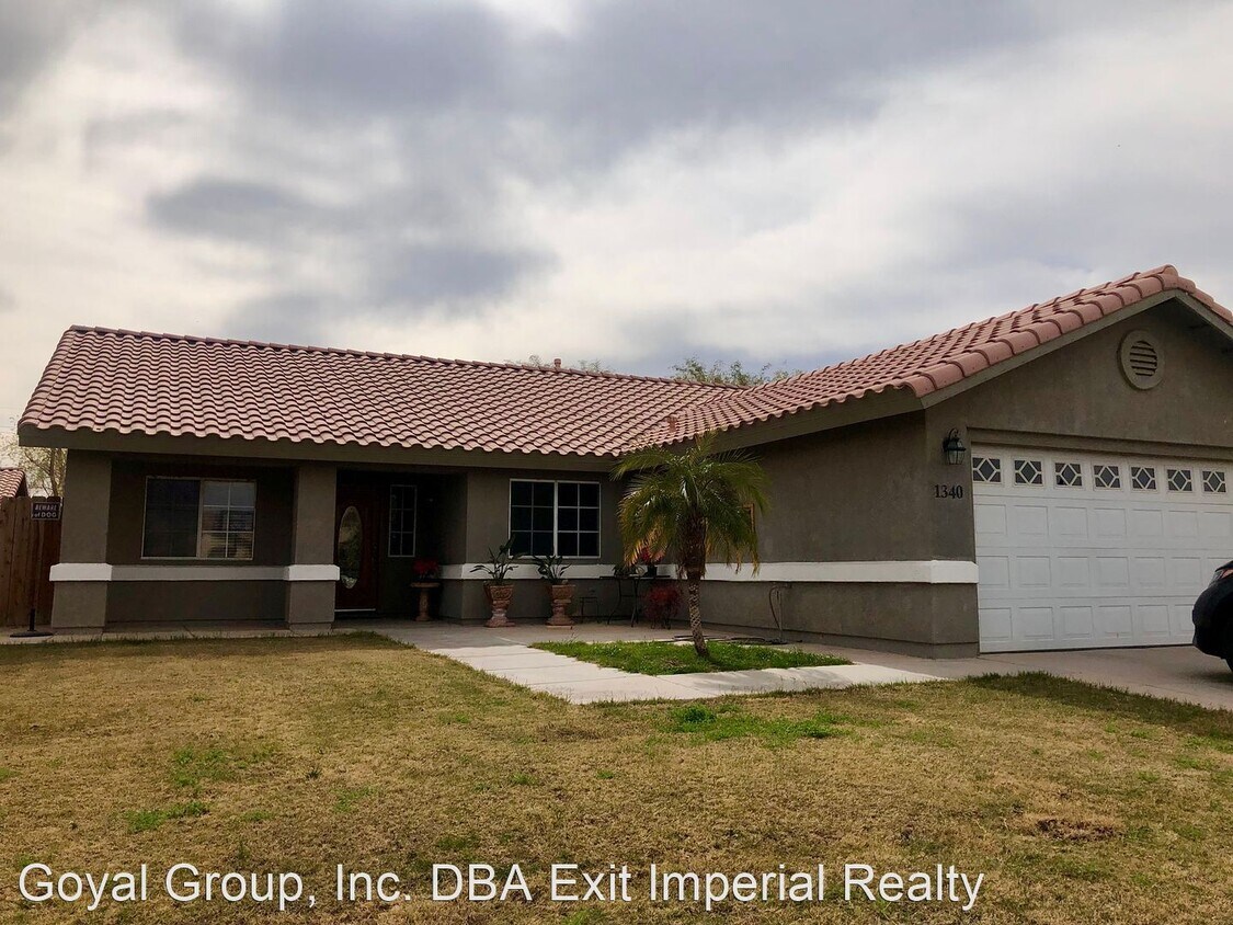 Foto principal - 4 br, 2 bath House - 1340 Garfield St