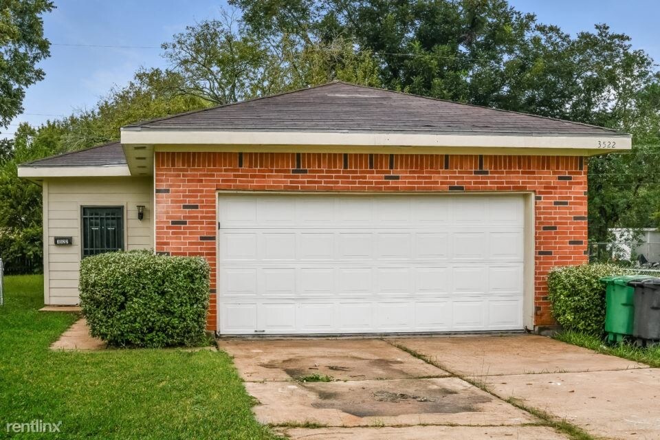 3522 Tangerine St, Houston, TX 77051 House for Rent in Houston, TX