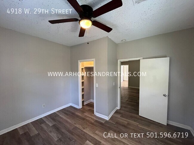 Building Photo - 4918 W 29th St