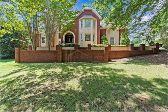 Building Photo - 200 River Bluff Pkwy