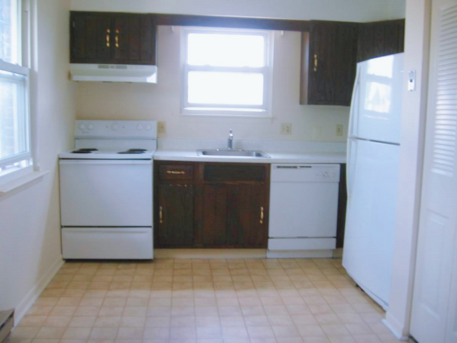 Foto del edificio - 1738 W Cedar St