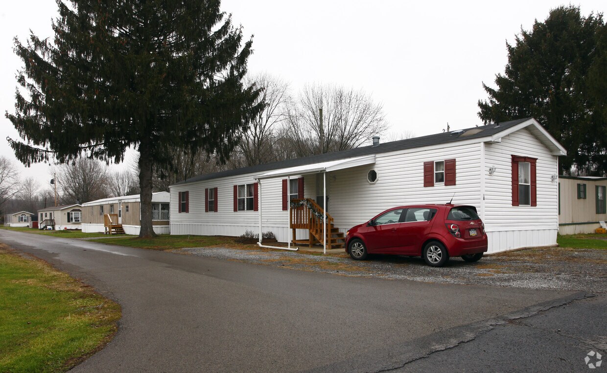 Primary Photo - Lillibridge Village