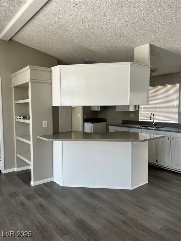 Foto del edificio - 3450 Shelly Ln