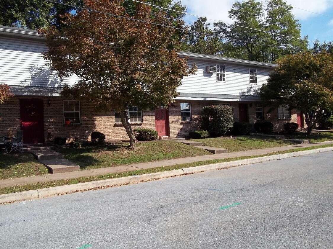 212 Umberto Ave, New Cumberland, PA 17070 Townhome Rentals in New
