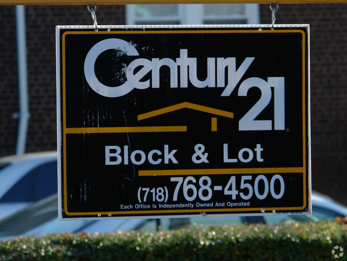 sign - 1122-1124 L Ave