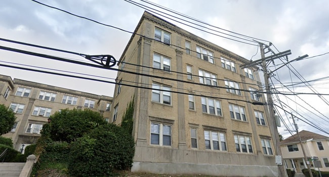 Building Photo - 20 Colborne Rd