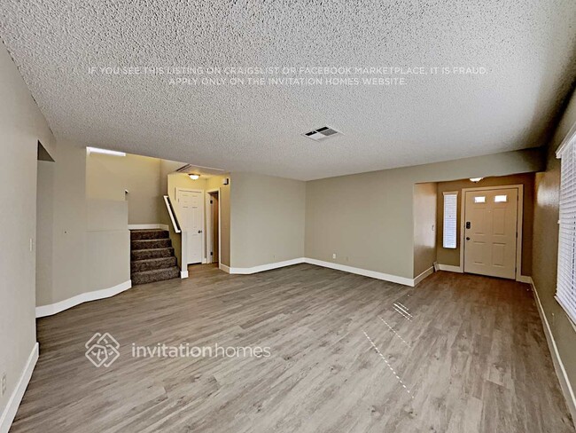 Building Photo - 1401 Lucia Dr