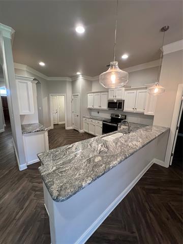 Building Photo - 3718 Bettes Ln