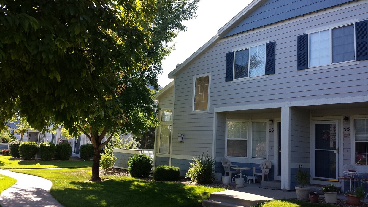 Primary Photo - COZY 2 BED/1.5 BATH LONGMONT TOWNHOME - AV...