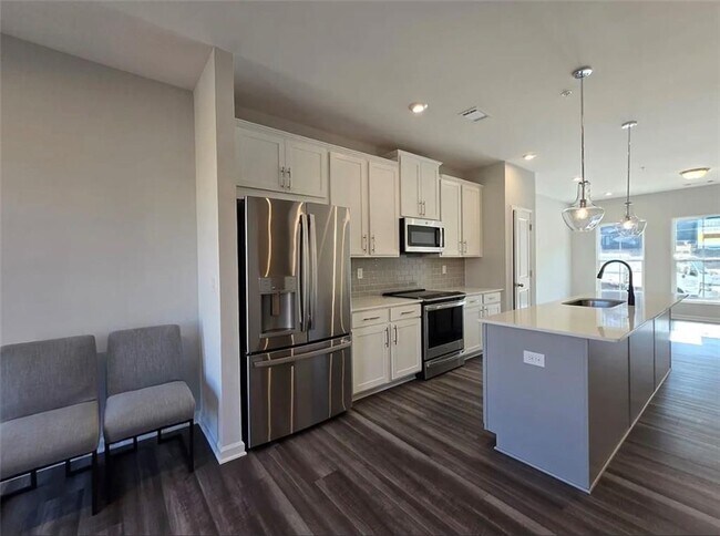 Foto del edificio - 341 Skylar Ct SE